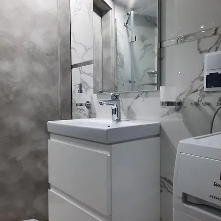 Mieszkanie Z Ogrodkiem I Grillem