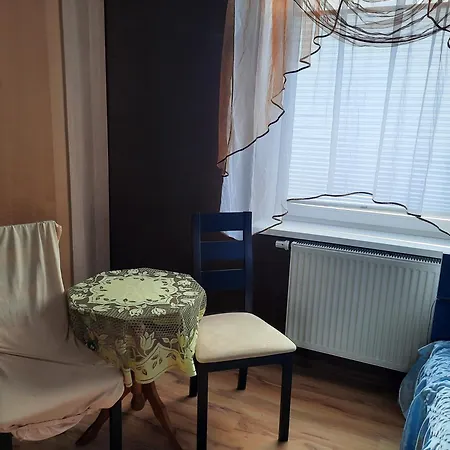 Mieszkanie Z Ogrodkiem I Grillem Lägenhet