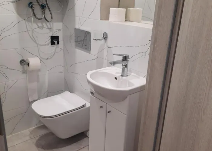 Apartman Mieszkanie Z Ogrodkiem I Grillem Swinoujscie