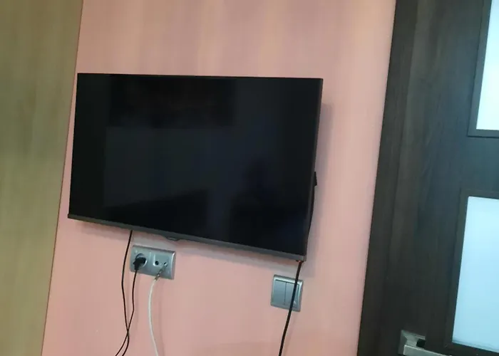 Mieszkanie Z Ogrodkiem I Grillem Apartman