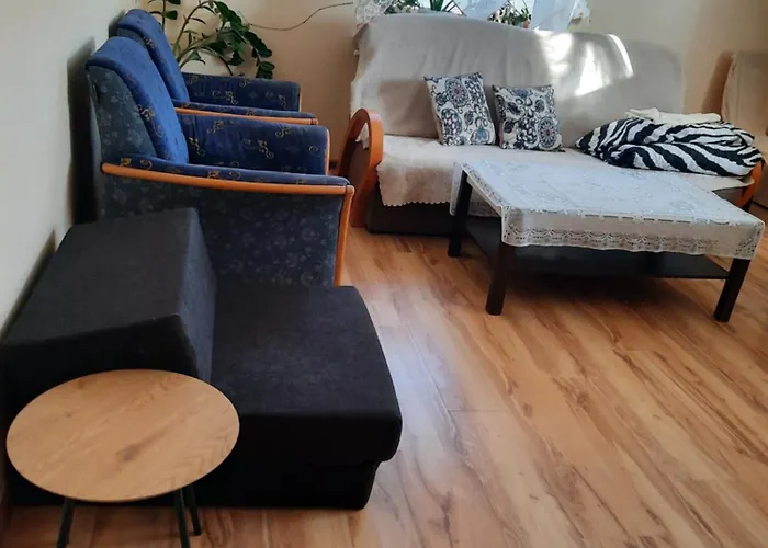 Mieszkanie Z Ogrodkiem I Grillem Apartman *